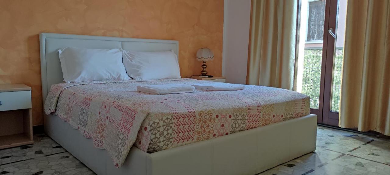 The Caponi Bros Bed & Breakfast Mestre Ngoại thất bức ảnh