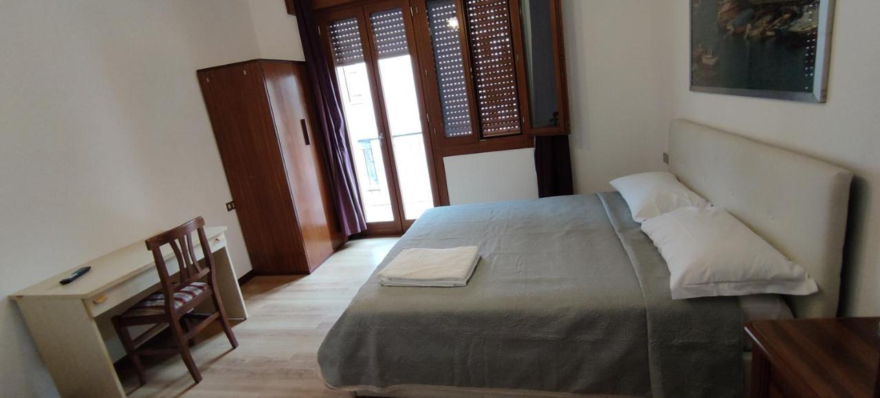 The Caponi Bros Bed & Breakfast Mestre Ngoại thất bức ảnh